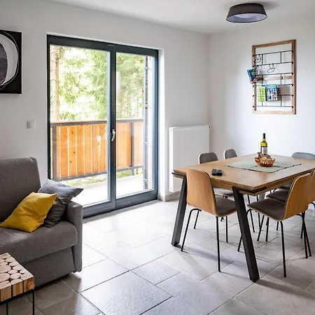 Mountain Bloom Golte Apartment *