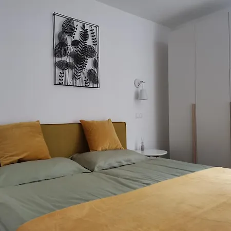 Mountain Bloom Golte *