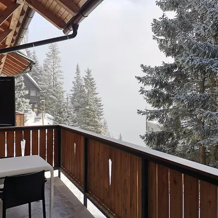 Mountain Bloom Golte