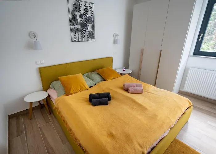 Mountain Bloom Golte *