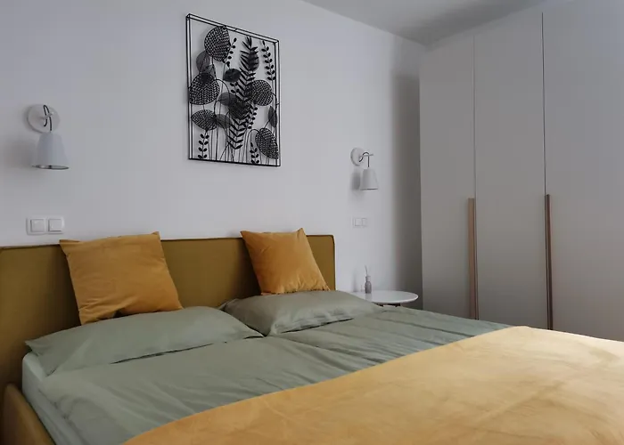 Mountain Bloom Golte *